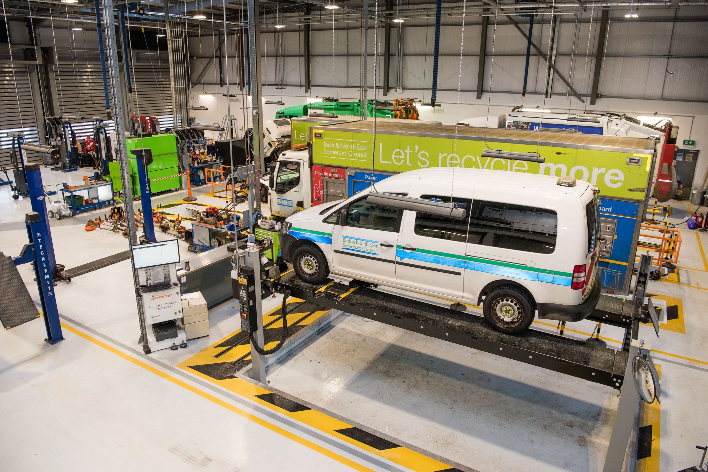 A picture of the interior of the new MOT and test centre