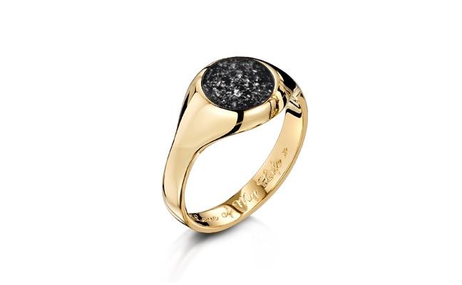 gold and black signet ring